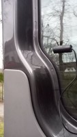 Position auf ca. 175cm möglichst mittig zwischen den Heizdrähten im Wischbereich.