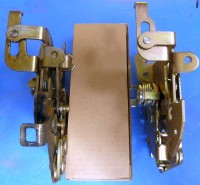 LT 35 Schiebetüre Schloss zur B-Säule c.JPG