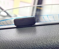 02_Magnetkontakt Thitronik geklebt Seitenscheibe unten normal.jpg