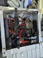 So schau es unterm Fahrersitz aus