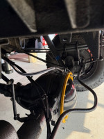 Ob auf dem Diff. ist der Druckschlauch zu erkennen