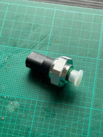 Druckschalter Klima Spinter 319 CDI.jpeg