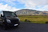Sprinter vor dem Snäfellsjökull