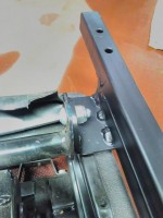 Neue Konsolenbefestigung hinten